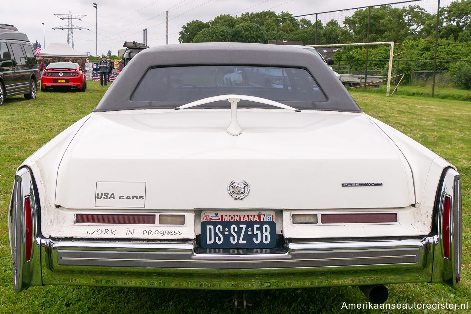 Cadillac Series 75 uit 1976